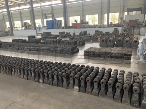 高錳鋼錘頭為什么比不過合金錘頭？